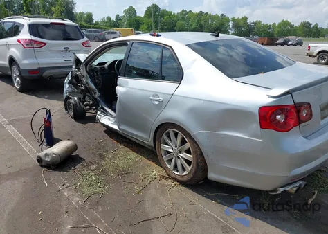 2010 Volkswagen Jetta Wolfsburg Edition from USA, damaged, VIN 3VWRJ7AJ8AM073469